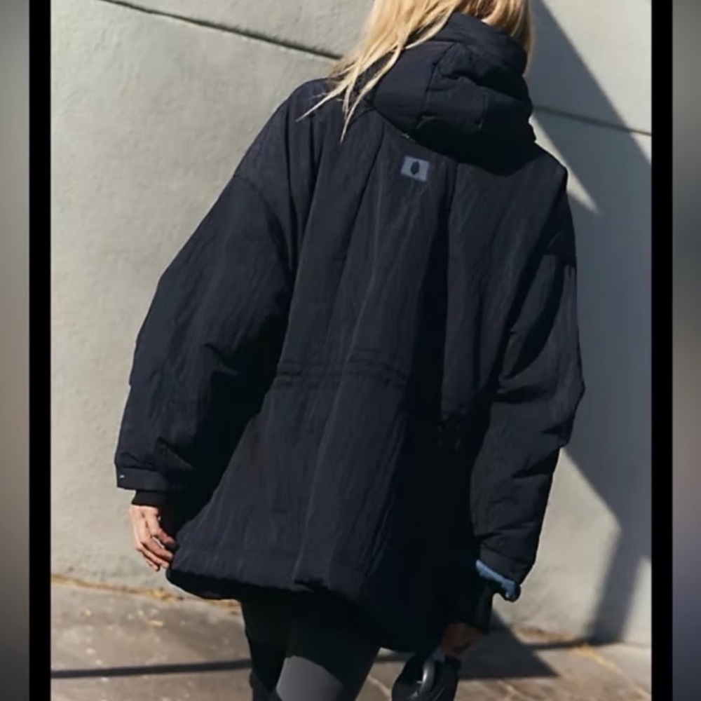 Free people movement  Billie light weight insulated jacket